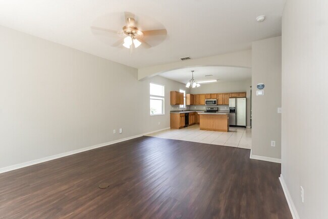 12121 Fall Creek Ct