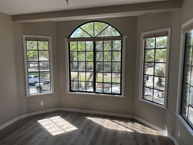 Photo - 1641 Unit 1641M 201