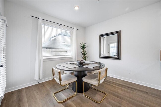 Photo - 2600 Gattis School Rd Unit 105