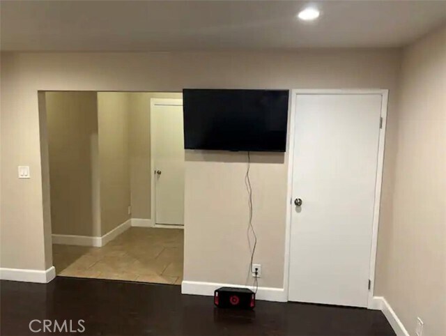 Photo - 7750 Comstock Ave