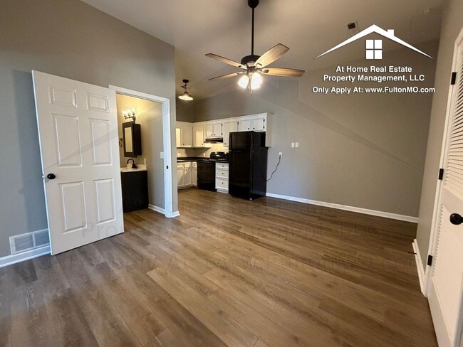 Photo - 13 W 5th St Unit 13-B West 5th Street