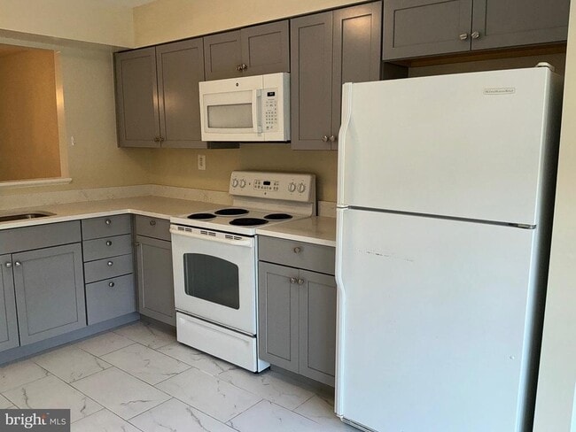 Photo - 1311 Templeton Pl