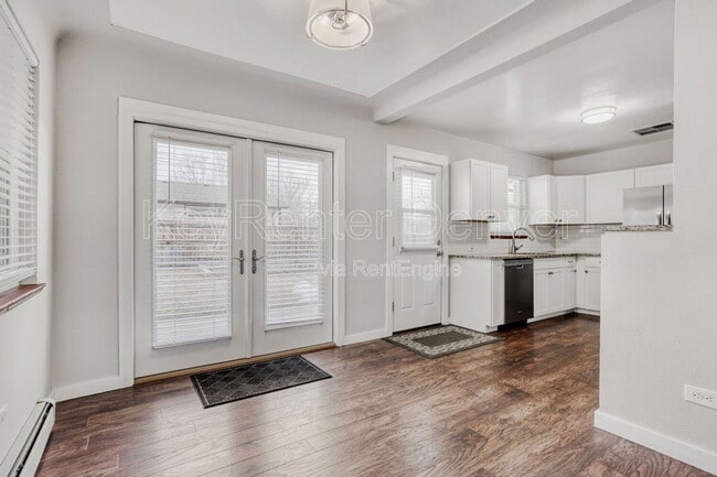 Building Photo - 201 S Meade St