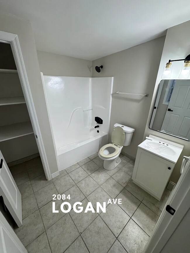 Photo - 2084 Logan Ave Unit 2