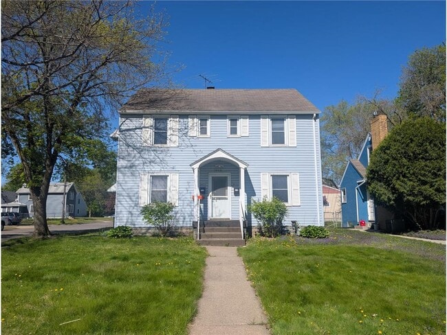 Photo - 1049 Gorman Ave
