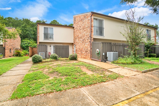 Photo - Freshly Renovated Townhome near Perdido Ba...