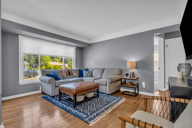 Photo - 3711 Normandy Rd