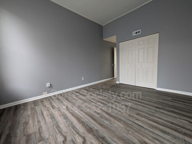 Photo - 2012 Oregon Ave Unit 1F