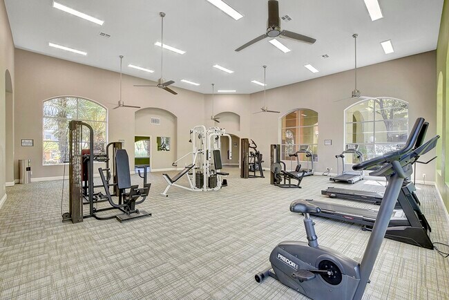 Photo - Spanish Wells Apartments