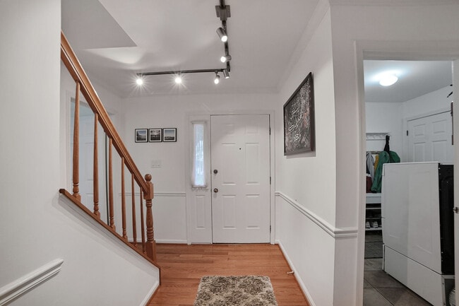 Photo - 18420 Shady View Ln