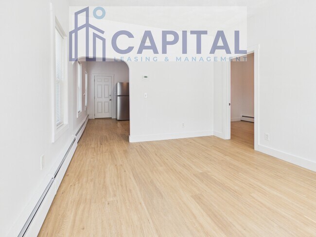 37 Harris Ave