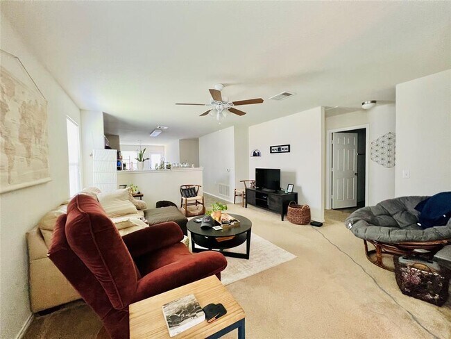 Photo - 5717 Levenwood Ln