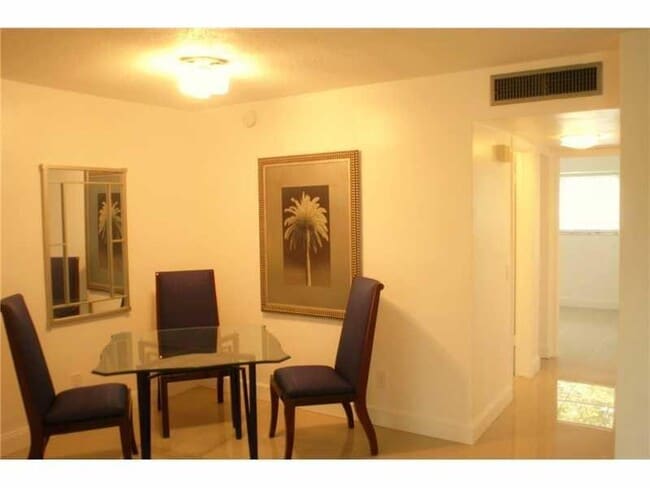 Photo - 2451 SW 82nd Ave Unit 106
