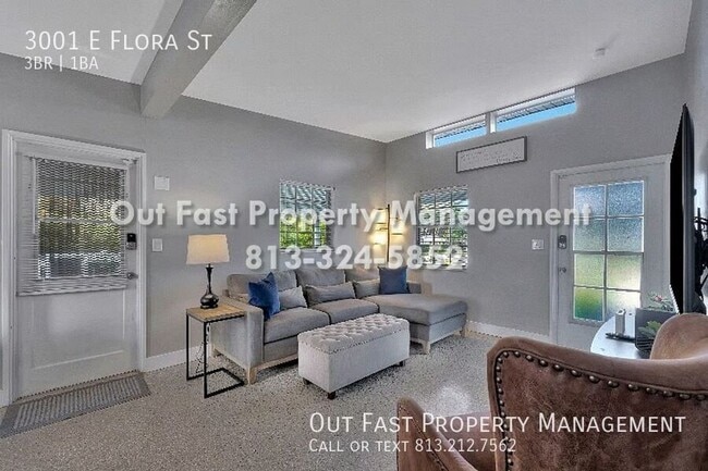 Photo - 3001 E Flora St