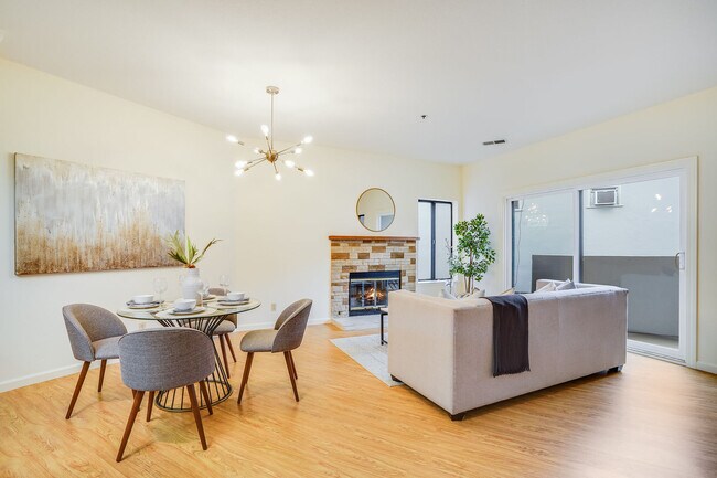 Photo - 1444 El Camino Real Townhome