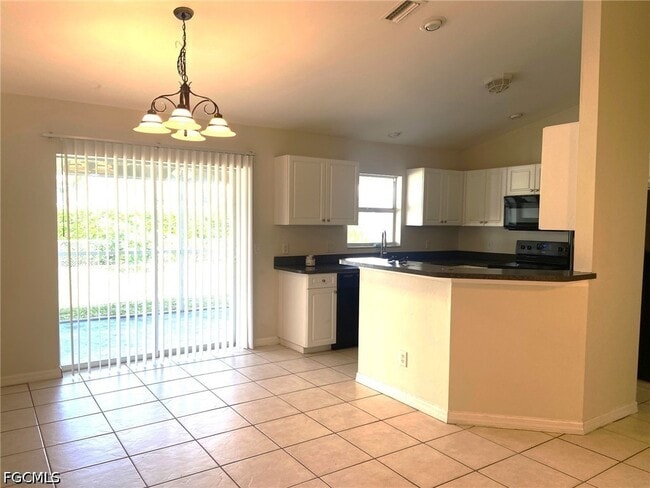 Photo - 2231 SW 12th Ave
