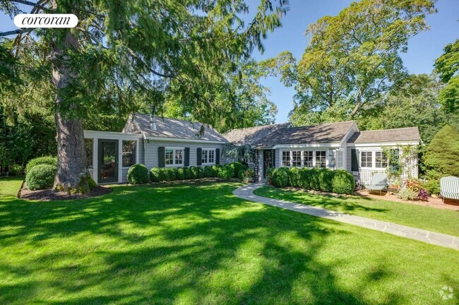 Building Photo - 76 Bridgehampton-Sag Harbor Turnpike Rental