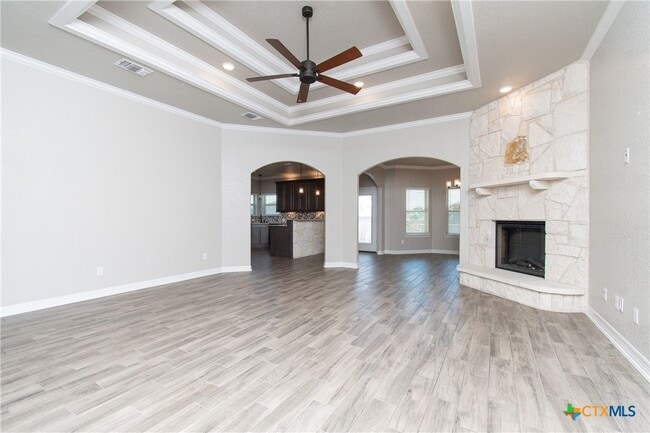 Photo - 8101 Tenley Wy