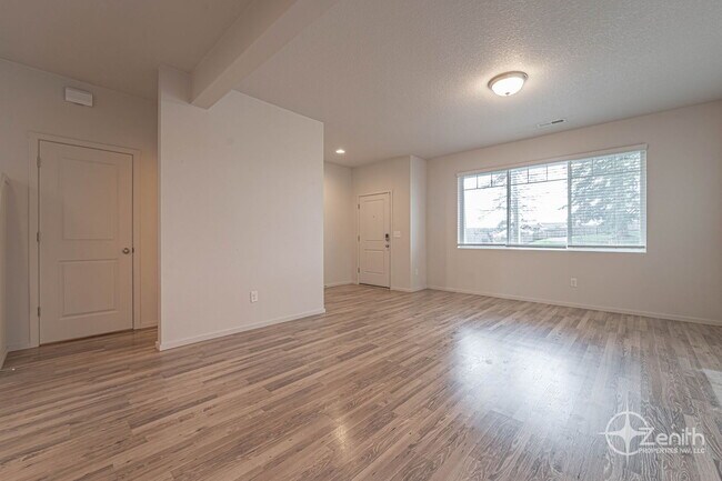 Photo - 2018 S Taverner Dr