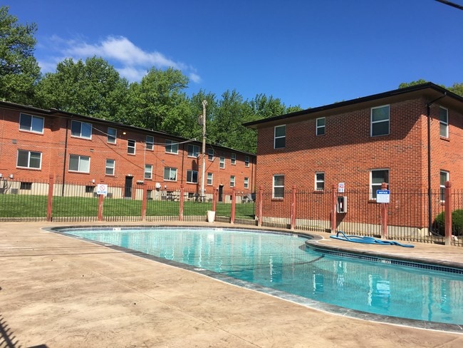 Photo - Brownstone Apartments