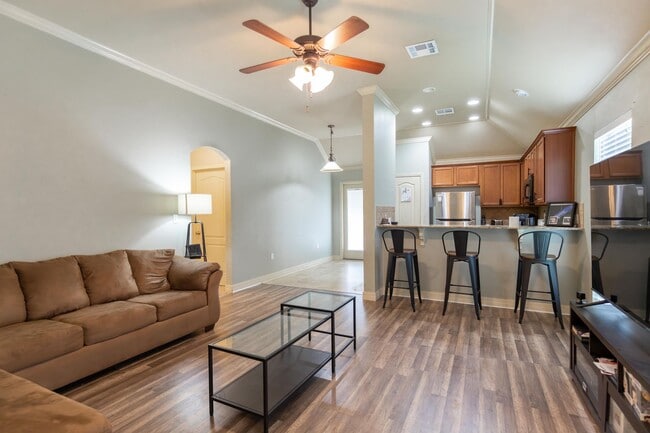 Photo - Move-in Ready 3 bed/ 2 bath home in Legacy