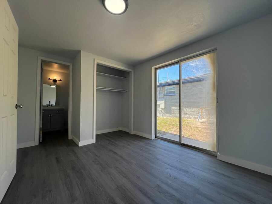 Photo - 9320 Grandfield Rd Unit B