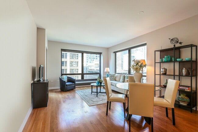 Photo - 130 N Garland Ct Unit 1102