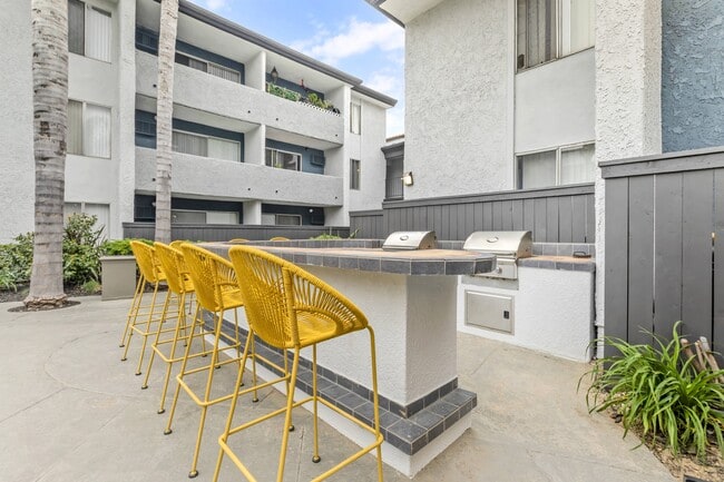 Grill, Chill, and Summer Thrills: Dive into the ultimate poolside paradise at Cornerstone Apartments, where BBQs and good times await!
