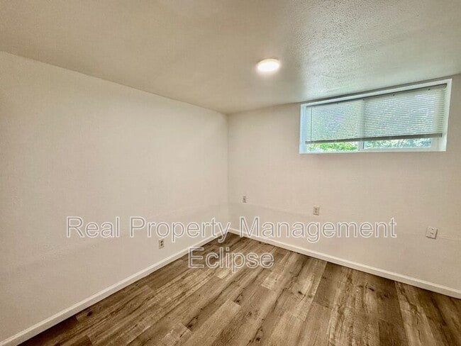 Photo - 1701 Sturgus Ave S Unit 1