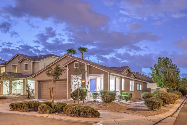 Building Photo - 10762 Flame Vine Ct Rental