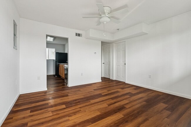 Photo - 3318 Broadway St Unidad 303