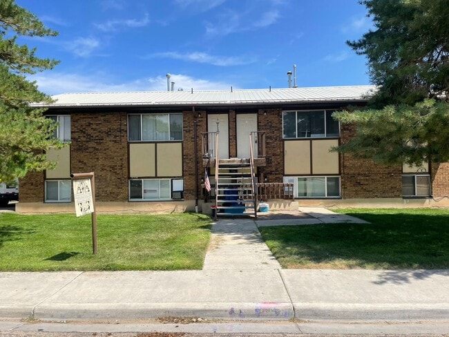 Building Photo - Diamond Ridge 02 Unit 2