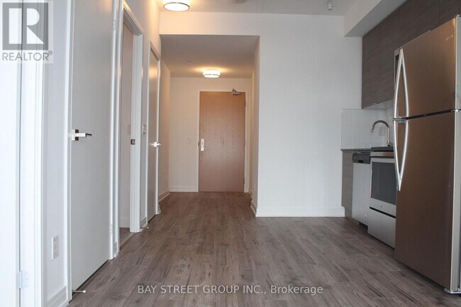 Photo - 621 Sheppard Ave E Unité 639