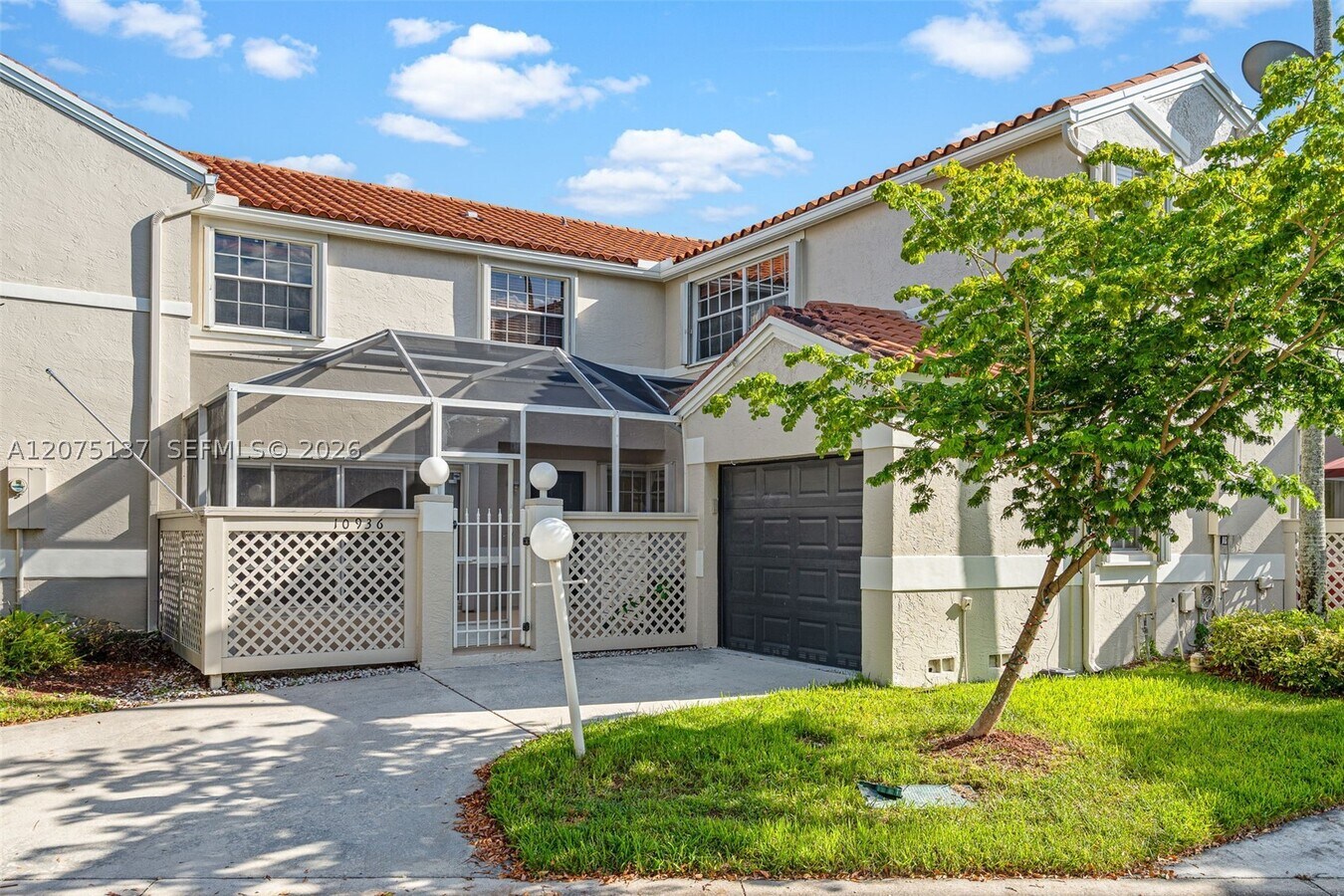 Photo - 10936 Longboat Dr