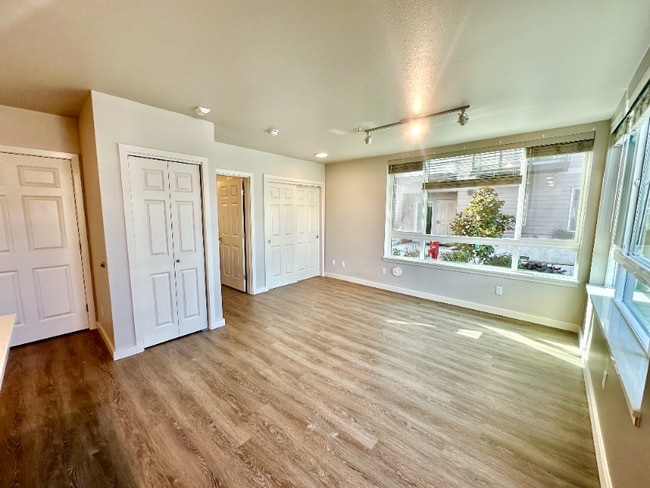 Photo - 2330 Yakima Ct Unit E201