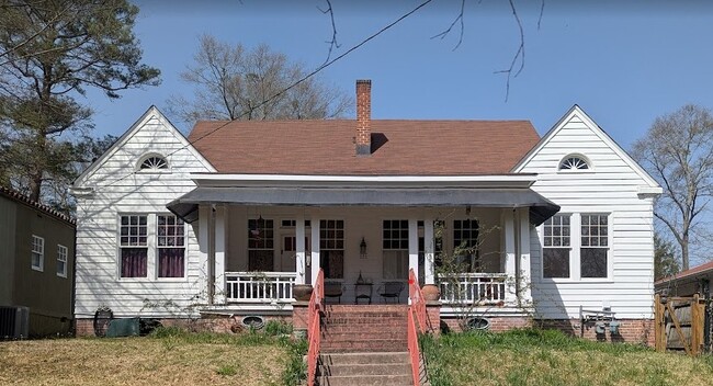 Building Photo - 806 Belhaven St Unit A