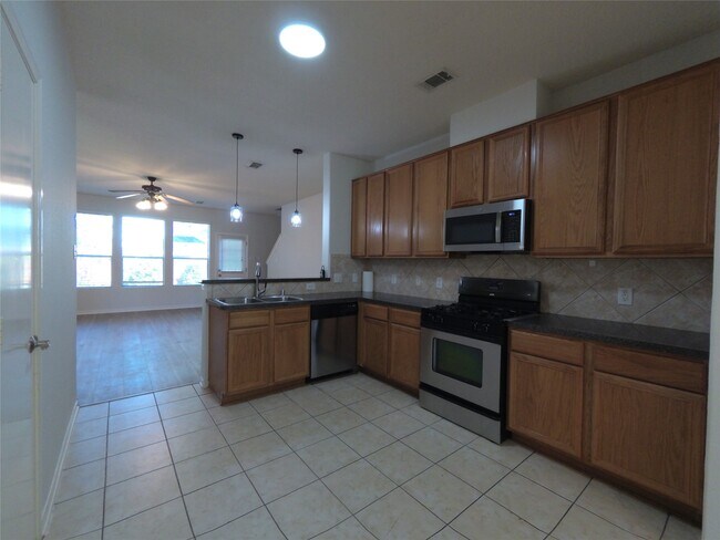Photo - 18418 Burgundy Sky Way