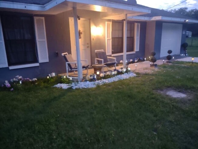 Photo - 119 SW 16th Ave