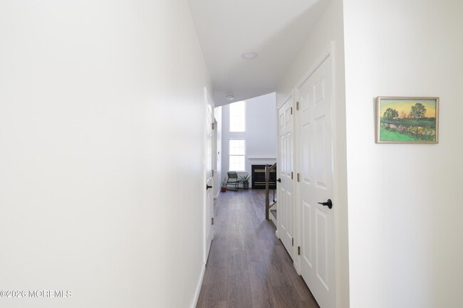 Photo - 42 Pennsbury Way