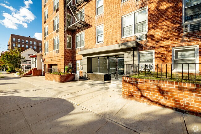 Photo - 64-49 Wetherole St