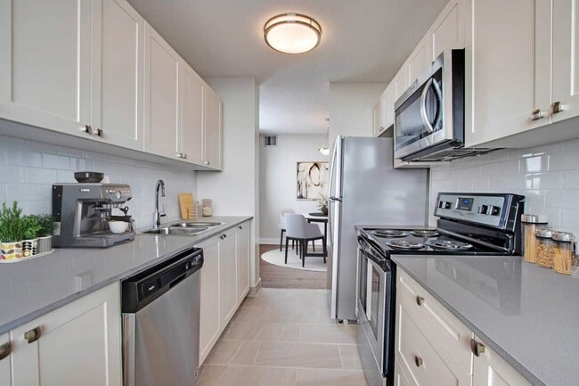 Photo - Windjammer Apartments I & II