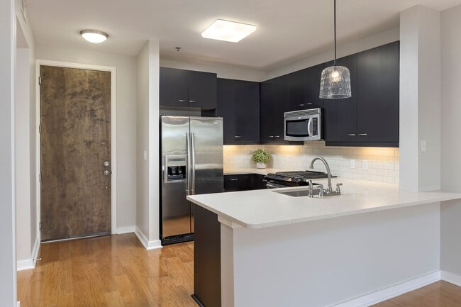 Photo - 200 Manufacturers Rd Unit 415