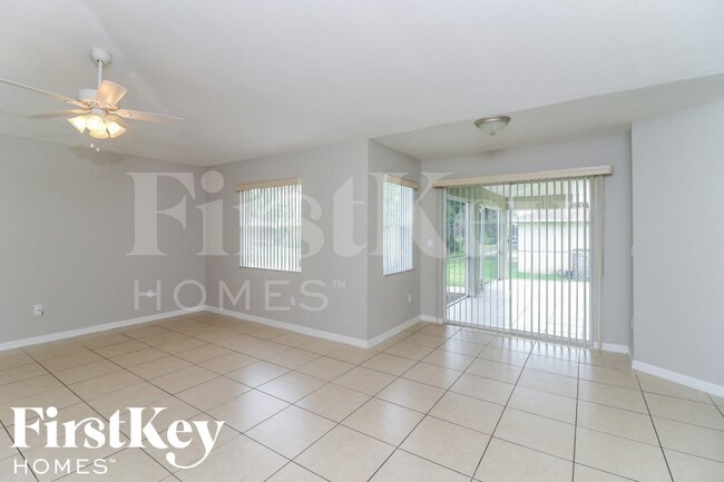 Photo - 9041 Irving Rd