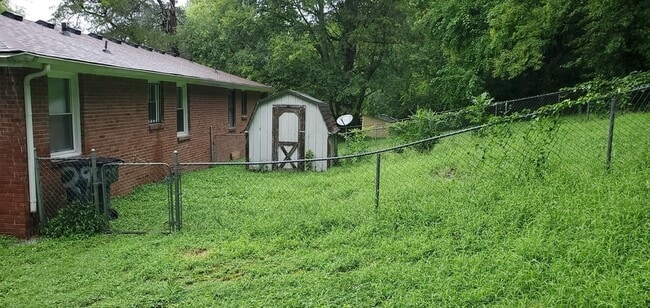 Photo - 297 McGavock Pk