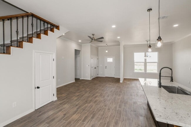 Photo - 17900 Lone Ranch Rd