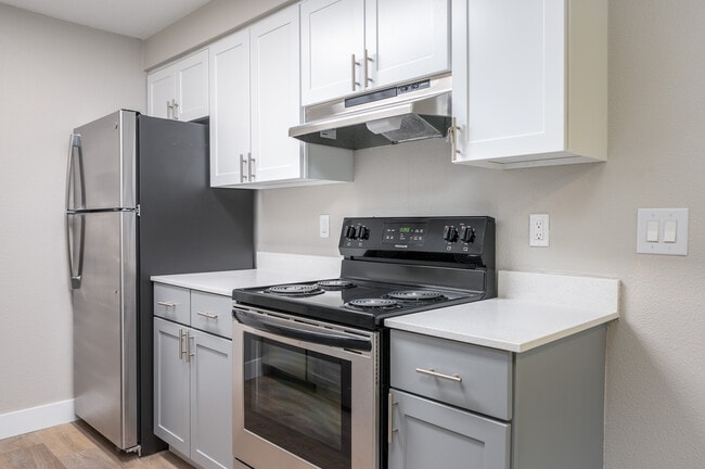 2x2 Kitchen