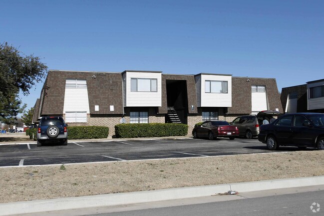 Southpointe Apartments - Southpointe Apartments