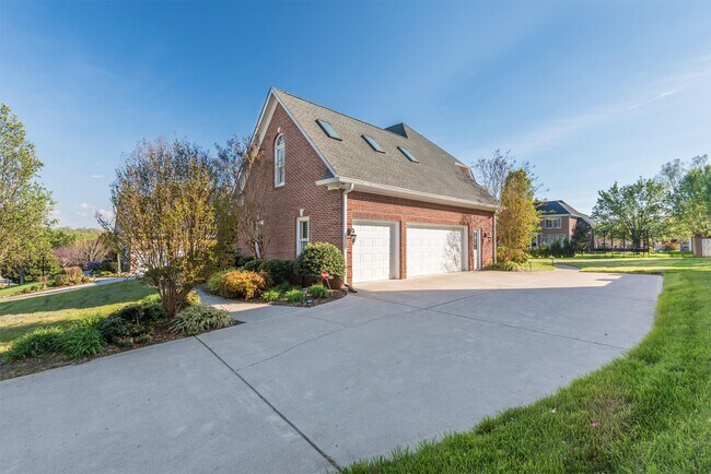 Photo - 1809 Abbey Wood Ln