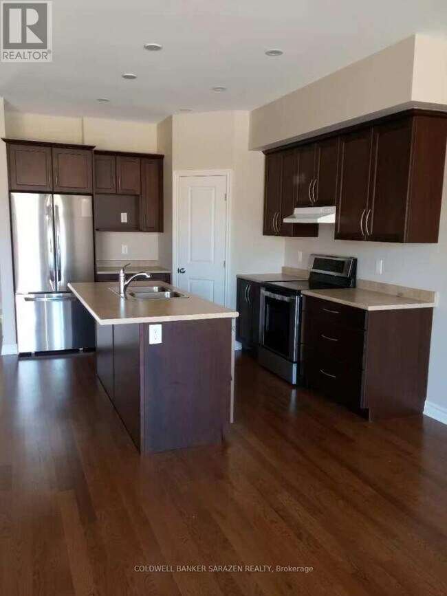 Photo - 47 Arkose St