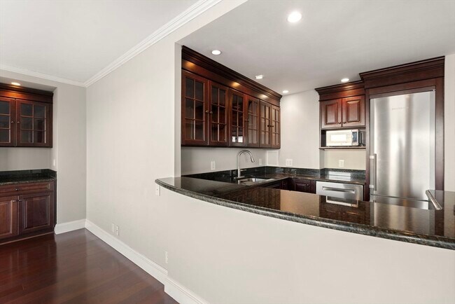 Photo - 85 E India Row Unit 15E